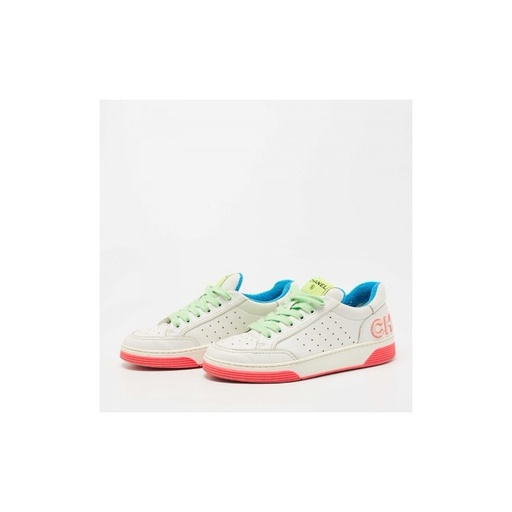 C H A N E L sneaker size 39.5